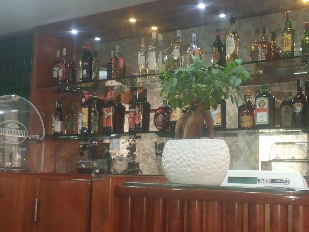 Hotel Chiar Di Luna Σενιγκάλια Εξωτερικό φωτογραφία